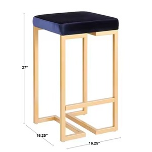 Tabouret et chaise de bar à dossier bas en acier inoxydable doré, design luxueux, coussin gris velours, pour hôtel haut de gamme et bar lounge. - Product Image 6