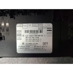 โมดูลควบคุมรถยนต์ S-class ปี 2005-2009 มือสอง ของแท้ รหัส A2219006604 - Product Image 2