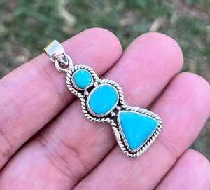 Pendentif en argent sterling 925 avec turquoise naturelle multi-formes et 3 pierres précieuses pour femmes, vente en gros de bijoux fins - Product Image 1