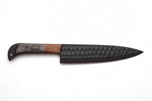 Cuchillo de Camping de Hoja Fija Forjado a Mano con Acabado Negro y Mango de Madera, Personalizable OEM, Acero con Recubrimiento Negro - Product Image 3