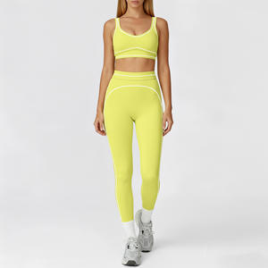 Soutien-gorge de sport compressif athlétique pour femme avec tissu extensible quadridirectionnel, respirant, logo frontal pour un maintien élevé et des performances optimales en entraînement - Product Image 3