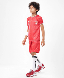 Conjunto de Camiseta y Pantalones Cortos de Fútbol Rojos para Niños, Uniforme Personalizado Sublimado para Equipos de Fútbol, Ropa Deportiva Transpirable para Niños, Jersey Juvenil - Product Image 2