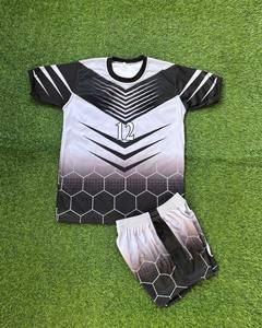 Nueva Camiseta Deportiva de Fútbol Personalizada para Hombre, de Poliéster Liso y Transpirable, Uniformes Deportivos de Secado Rápido para la Venta - Product Image 3