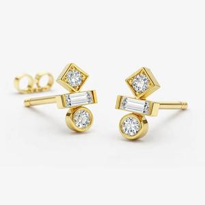 Pendientes de Diamantes Naturales con Corte Baguette y Redondo, Oro de 14K, Engaste de Micropuntas y Bisel, 0.19 CTW, Claridad VS, Joyería de Lujo - Product Image 1