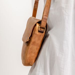 Top Selling High Quality Trendy Women Genuine Leather Crossbody Shoulder Purse Premium Casual Fashionable <b>Sling</b> <b>Bag</b> - Product Image 2