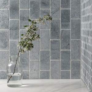 Pierre de pavage extérieure haut de gamme en pierre bleue et pierre calcaire naturelle, durable et polie, pour façades de bâtiments commerciaux de prestige - Product Image 5