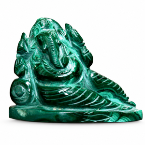 Estatua de Ganesha Reclinado en Malaquita Natural |   Escultura de Piedras Preciosas Tallada a Mano |   Regalo de Meditación y Decoración para el Hogar - Product Image 1