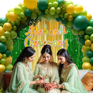 Kit Combinado Verde Brillante para la Ceremonia Mehndi |   45 globos amarillos y verdes y cortinas de papel de aluminio |   Bandera con Brillo para Mehndi - Product Image 6
