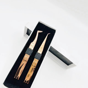 Pinzas Antimagnéticas de Acero Inoxidable con Recubrimiento de Oro Rosa Plasma, Personalizables con Logotipo, 45 Grados, 10 mm, Forma de Corazón para Pestañas - Product Image 6