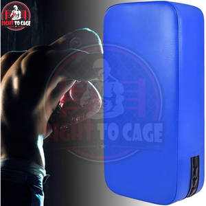 อุปกรณ์ฝึกศิลปะการต่อสู้ มวยไทย & MMA แผ่นซ้อมหนังเย็บสองชั้น เป้าซ้อมมวย สำหรับฝึกศิลปะการต่อสู้ แผ่นซ้อมมวยไทย - Product Image 6