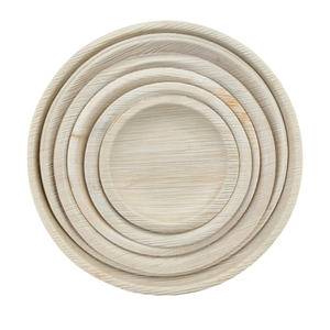 Exportateur mondial vendant des assiettes rondes jetables en feuilles de palmier d'arec pour cadeaux d'affaires, camping et articles promotionnels à bon prix - Product Image 1