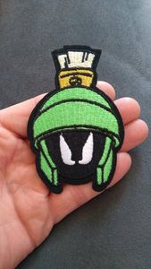 Parche Bordado Personalizado con Logotipo de Marca, Insignia de Tela para Ropa, Aplique Bordado Termoadhesivo para Prendas - Product Image 3
