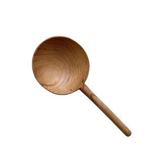 Cuillère en bois faite à la main, cuillère à soupe en bois naturel, ustensile de cuisine rustique, cuillère de cuisine écologique, accessoire de table - Product Image 1