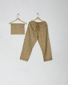 Ensemble de pyjama léger en coton pour l'été, imprimé à la main, pour femmes, prix de gros - Product Image 3