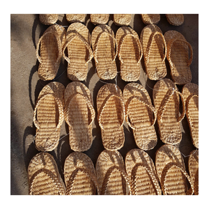 Eco Friendly Water Hyacinth Slippers Handmade Natural Woven House <b>Shoes</b> For Hotels Resorts Villas And Guest Rooms - Product Image 2