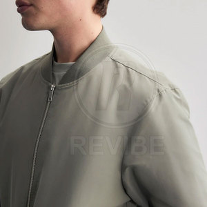 Blouson Bomber Décontracté à Capuche pour Homme, Haute Qualité à Bas Prix, Style Urbain Hiver, Fabriqué au Pakistan, Service OEM Frontal - Product Image 4