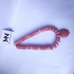 Collar de epoxi color rosa, regalo de MN EXPORTS - Product Image 1