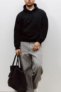 Sudadera cómoda de gran tamaño con forro polar suave, hombros caídos y diseño moderno. Ideal para uso diario informal y - Product Image 2