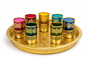 Service à thé marocain best-seller, 6 verres avec supports en métal doré, plateau doré, théière dorée, dans un coffret cadeau - Product Image 2