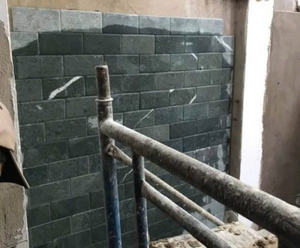 Revestimiento de Pared Exterior de Piedra Natural Martillada Verde Musgo de 1020 mm para Piscina y Villa CTS-DOT-TN-3 - Product Image 2