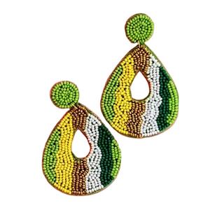 Hermoso pendiente de cuentas de semilla de lágrima bordado artesanal con diseño de lujo para elegir a la moda de la India - Product Image 3