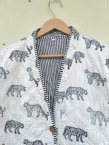 Indian Handmade Cotton Eco-Friendly Quilted Anti-Wrinkle Quick Dry Breathable Front Pocket <b>Covered</b> <b>Button</b> Closure Autumn/Winter - Product Image 3