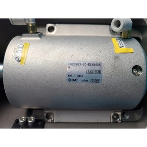 Cylindre pneumatique compact SMC CQ2BS63-50-DCH1988, utilisé comme pièce détachée pour équipement semi-conducteur d'occasion - Product Image 2