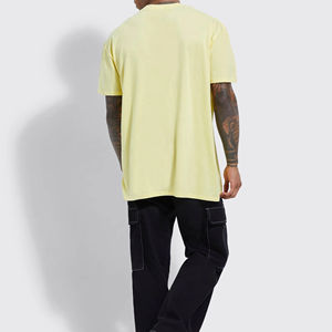 Nueva Camiseta Hip Hop Extra Grande Personalizada para Hombre, Transpirable, de Secado Rápido, 100% Algodón, Color Sólido, Logotipo Personalizado, 220g, Hecha en Pakistán - Product Image 4