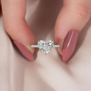 Anillo de Compromiso/Boda con Diamante Blanco Cultivado en Laboratorio IGI/GIA, Oro de 14k, Unisex, Corte Corazón Blanco Fino, para Aniversario, Fiestas, Regalo - Product Image 1