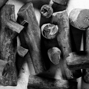 Carbón de madera de tamarindo de alta densidad para asar todo tipo de platos y obtener resultados rápidos en la cocción - Product Image 2