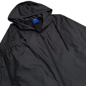 OEM High Quality Casual Wear Windbreaker Tracksuits Durable Men Windbreaker Tracksuits For Men's <b>Waterproof</b> Windbreaker Sets - Product Image 4
