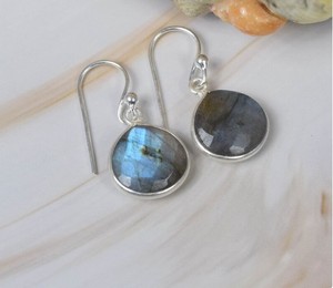 Boucles d'oreilles pendantes en labradorite naturelle, argent sterling 925, faites à la main, vente en gros - Product Image 3