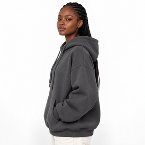 Sudadera extragrande para mujer, de tela de algodón transpirable, corte holgado y comodidad flexible para el uso diario, viajes y ropa informal. - Product Image 4