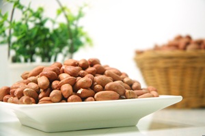 Nouvelles cacahuètes de saison de qualité alimentaire, arachides de qualité supérieure, noyaux de cacahuètes frais de qualité alimentaire, cacahuètes de nouvelle récolte de qualité alimentaire - Product Image 3