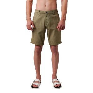 Pantalones cortos Bermuda ligeros, elásticos y de secado rápido para hombre, de corte relajado y elegantes, perfectos para vacaciones. - Product Image 2