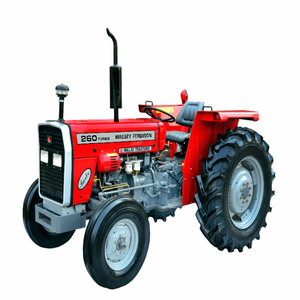 Potente Motor Massey Ferguson MF 260, Tractor Utilitario Compacto de Tracción en las Cuatro Ruedas con Transmisión de Engranajes y Bomba de Potencia - Product Image 3