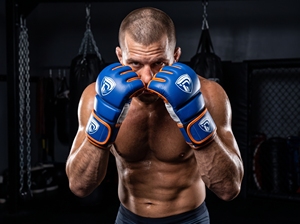 ถุงมือ MMA Dumela International EVO หนังวัวแท้ ทนทาน ใช้ได้ทุกฤดู ป้องกันได้ดี - Product Image 1