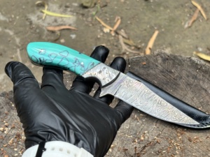 Couteau de combat/découpe artisanal en acier Damas avec personnalisation OEM/ODM, fabrication haut de gamme - Product Image 4