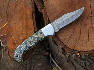 Cuchillo Plegable de Acero de Damasco con Hoja Serrada de Punta Caída y Mango de Madera, Grado Industrial, OEM Personalizable para Uso EDC de Bolsillo - Product Image 5