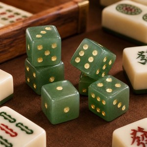 Cubos de Dados de Resina Translúcida Premium con Incrustaciones Metálicas, Piezas Hechas a Mano para Juegos de Mesa, Accesorios Personalizados para Juegos de Mesa - Product Image 3