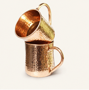 Ensemble de tasses à Moscow Mule en cuivre pur, design martelé, poignées écologiques, expérience cocktail, vente en gros, articles de bar haut de gamme - Product Image 1