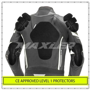 Giacca da <span class=keywords><strong>Moto</strong></span> in Vera Pelle da Uomo su Misura per Motociclisti con Protezioni Omologate a un Prezzo Ragionevole - Product Image 3