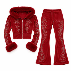 Ensemble de survêtement évasé en velours pour femme avec strass et veste à capuche zippée à bordure en fausse fourrure pour la vente en gros aux boutiques et les commandes personnalisées - Product Image 1