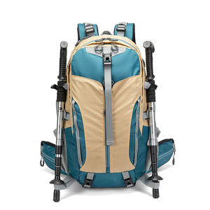 Mochila Deportiva de Gran Capacidad con Cinturón Ergonómico Acolchado y Detalles Reflectantes de Seguridad para Camping - Product Image 3