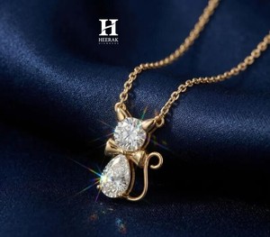 Collar con Colgante de Gato de Lujo con Diamantes de Corte Brillante, Joyería Fina de Plata de Ley/Oro para Venta al por Mayor - Diseño Personalizado - Product Image 4