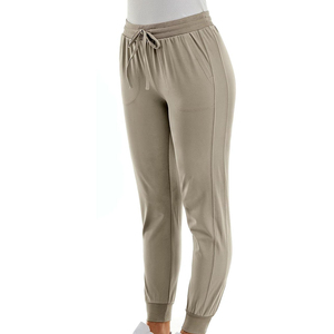 กางเกงจ็อกเกอร์สำหรับผู้หญิงกางเกงจ็อกเกอร์แห้งเร็วระบายอากาศมีกระเป๋าโลโก้ตามสั่ง - Product Image 2