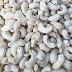 Noix de cajou brisées de haute qualité, prix de gros, noix de cajou entières biologiques W320 W210 Santigo, emballage personnalisé - Product Image 1