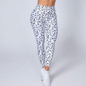 Collants de Fitness à séchage rapide taille moyenne personnalisés pour femmes pantalons de Yoga d'entraînement de gymnastique à motif solide - Product Image 5