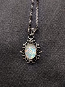 Pendentif Charme de Fiançailles Vintage en Pierre Naturelle Opale avec Compartiment Secret, Plaqué Argent 925, Multi-religieux - Product Image 5