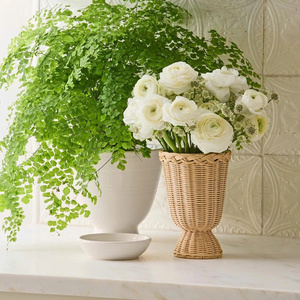 Panier de fleurs en rotin artisanal sur piétement, design conique haut, support de pot de fleurs tissé naturellement pour la décoration intérieure - Product Image 6